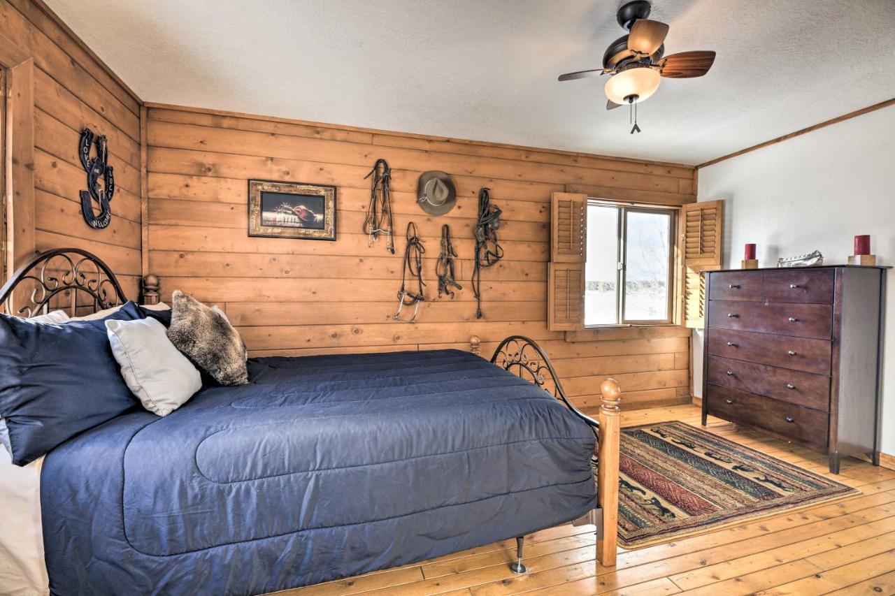 Rustic Village Lake Cabin Escape With Deck And Grill! Pagosa Springs Kültér fotó