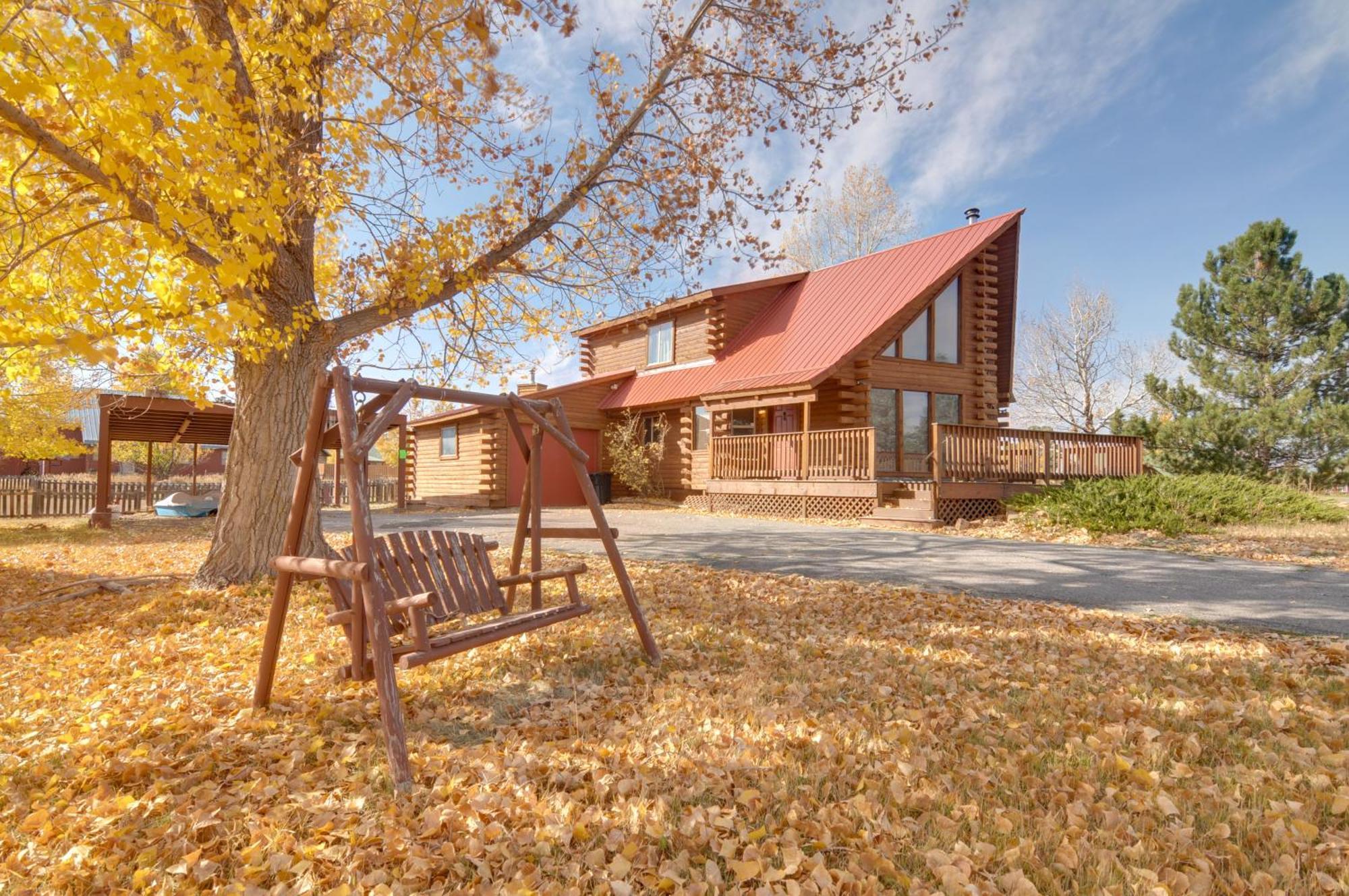 Rustic Village Lake Cabin Escape With Deck And Grill! Pagosa Springs Kültér fotó
